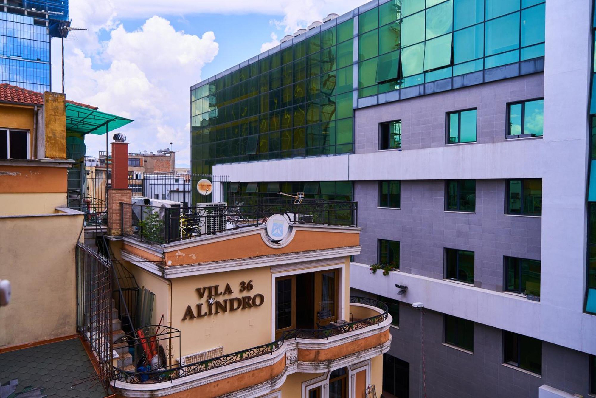 Kalpazo Home Skanderbeg Square Tirana Exterior photo