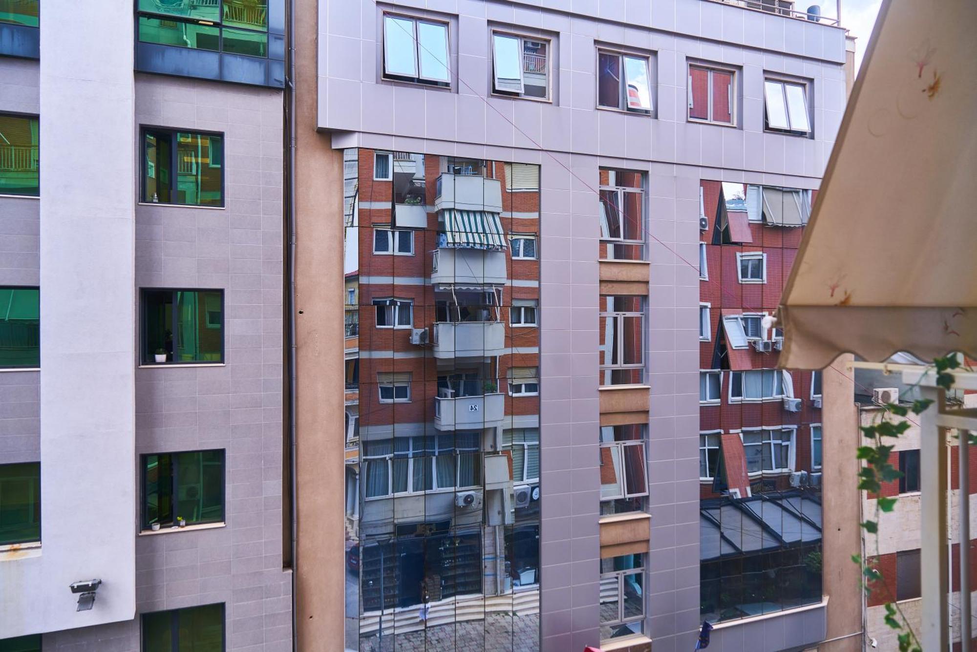 Kalpazo Home Skanderbeg Square Tirana Exterior photo