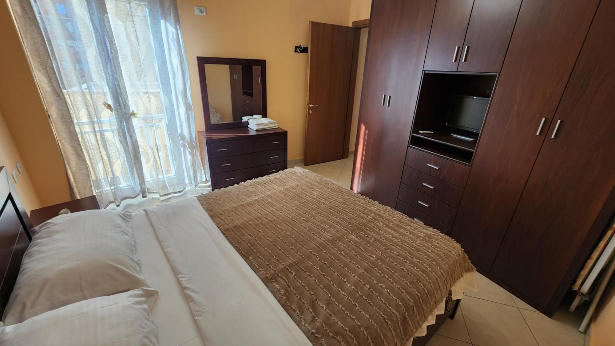 Kalpazo Home Skanderbeg Square Tirana Room photo